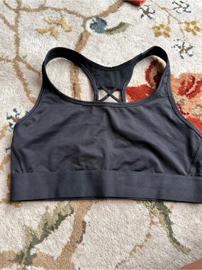 Victoria Sport Everyday Black Racerback Sports Bra with Cross-Back Detail Medium